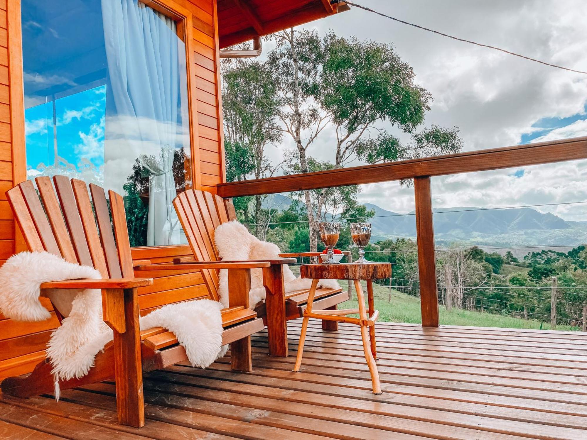 Chalet Romantica Na Serra Com Hidro, Lareira, Lagos E Trilhas *