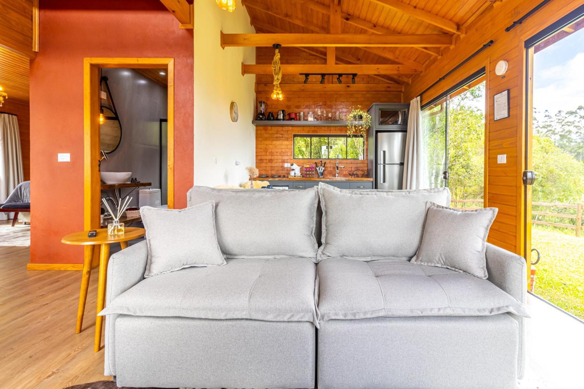 Chalet Romantica Na Serra Com Hidro, Lareira, Lagos E Trilhas *